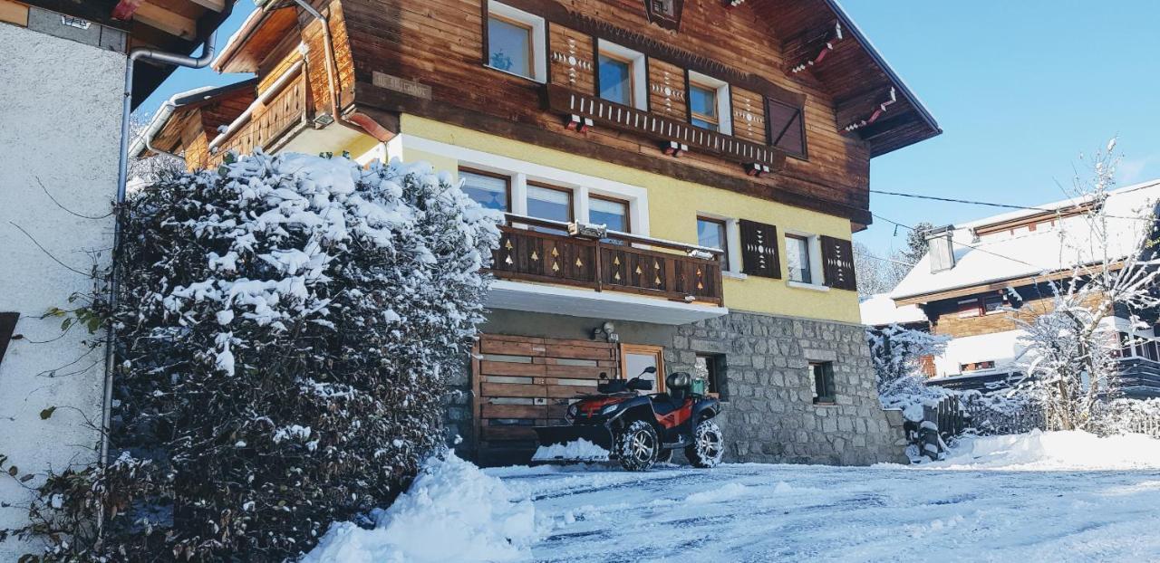 Chambre Independante Avec Salle De Bain Independante Au Rdc D Un Chalet A 25 Kms Chamonix サン・ジェルヴェ・レ・バン エクステリア 写真