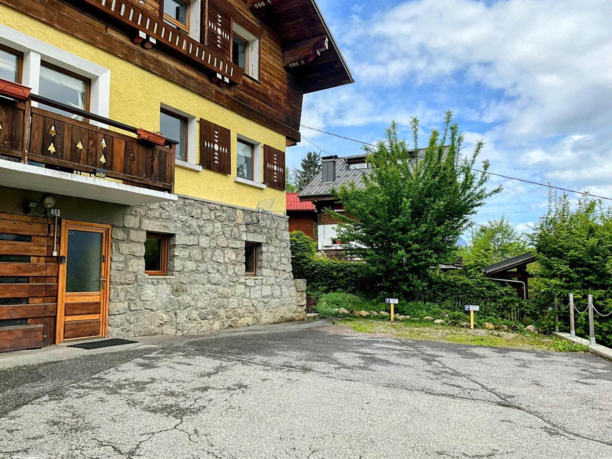 Chambre Independante Avec Salle De Bain Independante Au Rdc D Un Chalet A 25 Kms Chamonix サン・ジェルヴェ・レ・バン エクステリア 写真